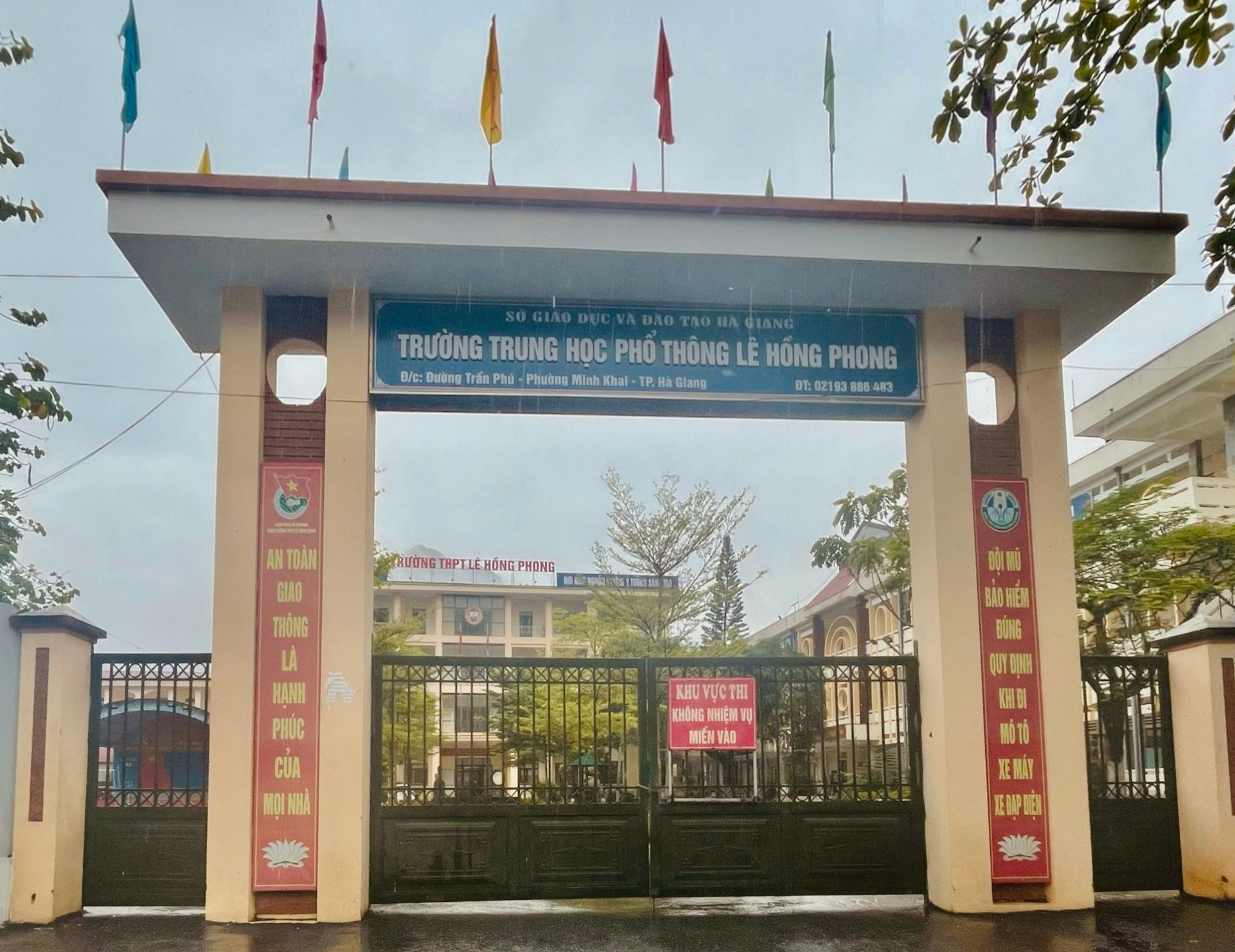 Hà Giang yêu cầu hội phụ huynh không thu tiền để hỗ trợ điểm thi