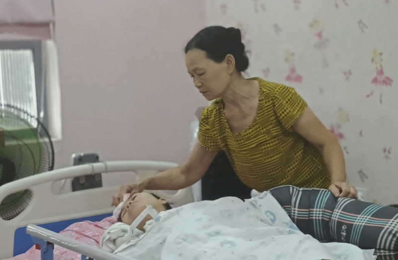 Nữ bác sĩ đột quỵ giữa đêm đã xuất viện