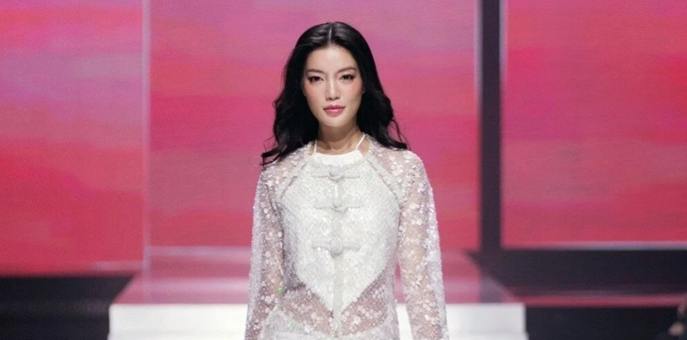 Áo bà ba được cách tân mới lạ tại Tuần lễ thời trang quốc tế Việt Nam 