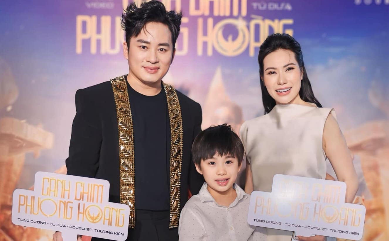 Vợ bí ẩn của ca sĩ Tùng Dương hiếm hoi lộ diện