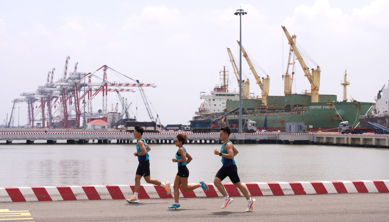Giải chạy bán Marathon xuyên cảng đầu tiên của Việt Nam tổ chức tại Long An