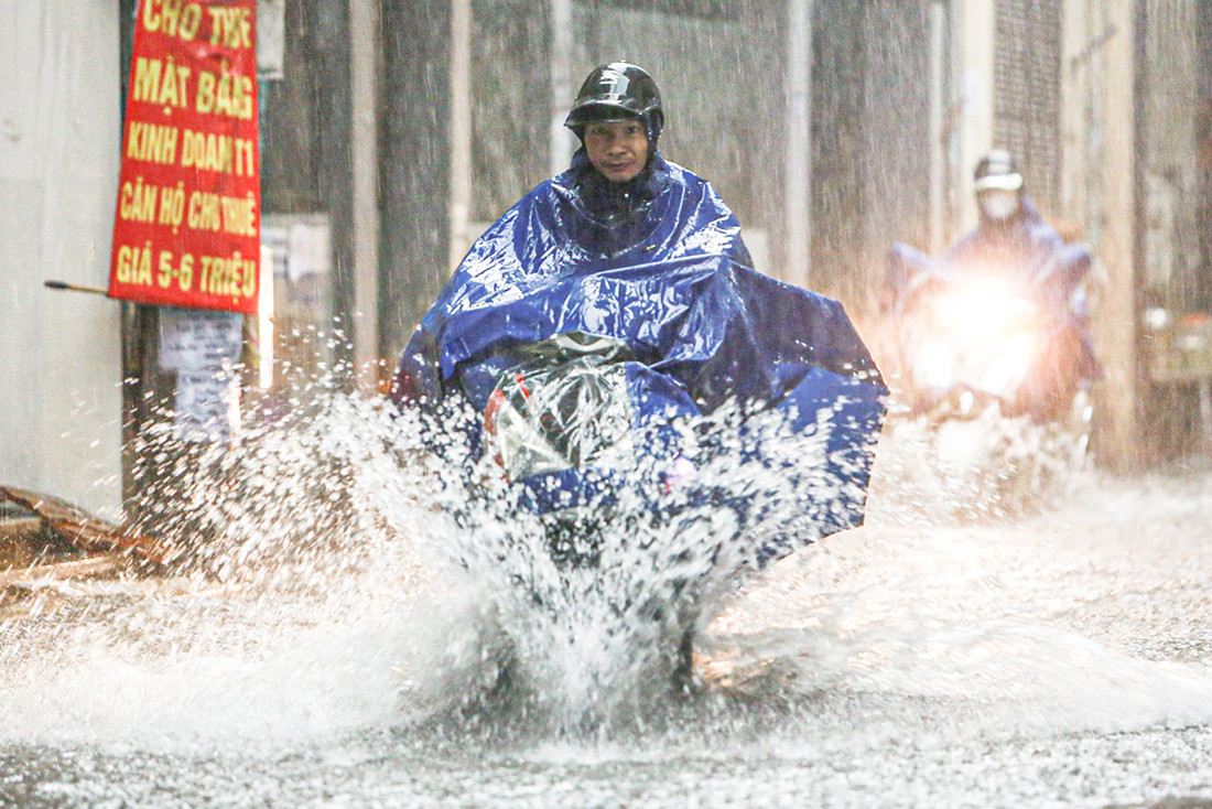 Dự báo thời tiết ngày mai 22/6: Nắng nóng dịu dần, Bắc Bộ nhiều nơi mưa dông