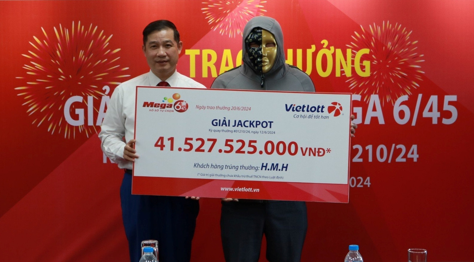 Người đàn ông kinh doanh tự do trúng độc đắc hơn 41 tỷ đồng