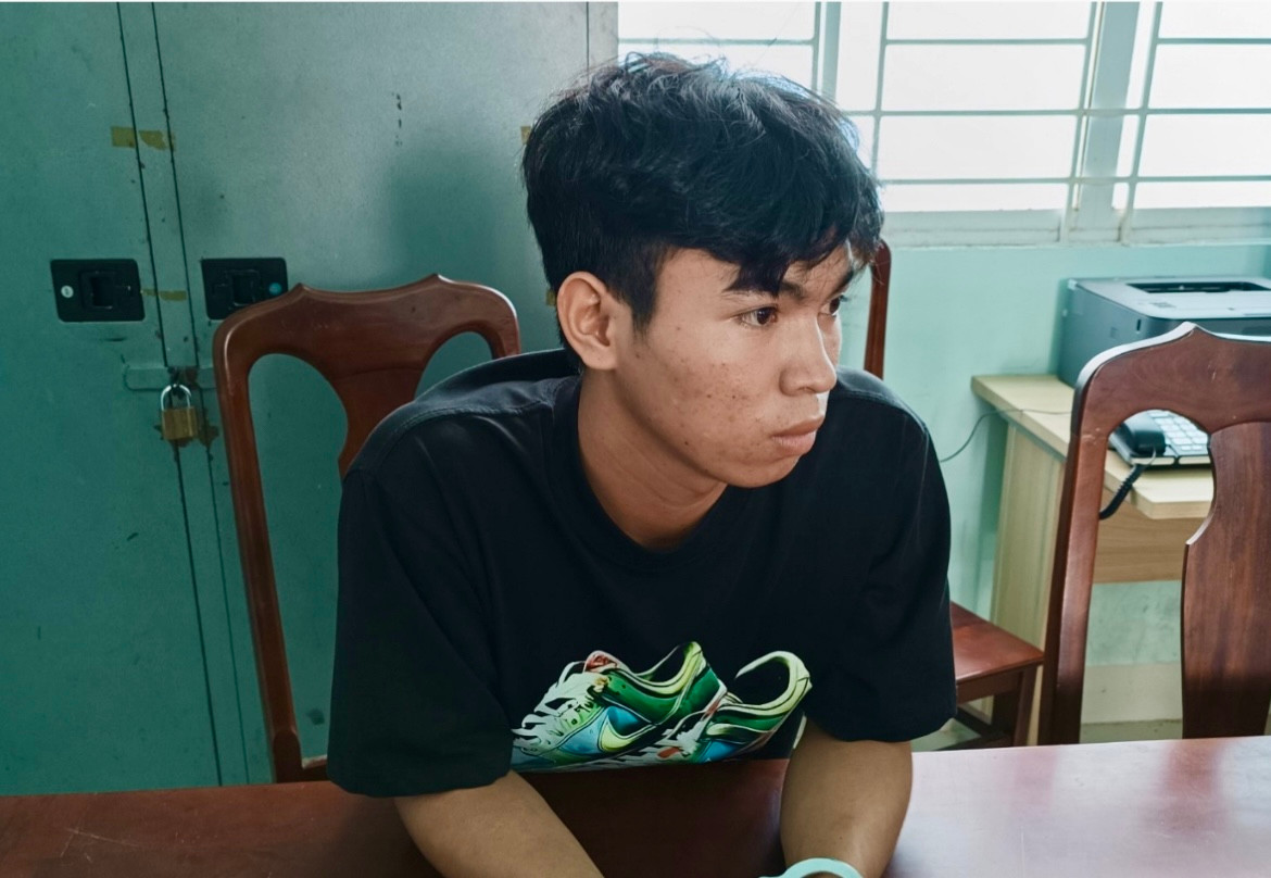 Kiên Giang: Bị nói lời chia tay, nam thanh niên đem xăng đốt nhà người yêu