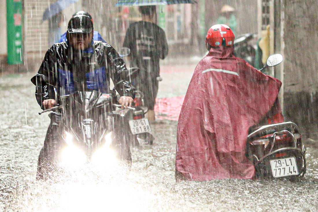 Từ chiều tối nay, Bắc Bộ và Bắc Trung Bộ mưa lớn diện rộng, nguy cơ ngập lụt