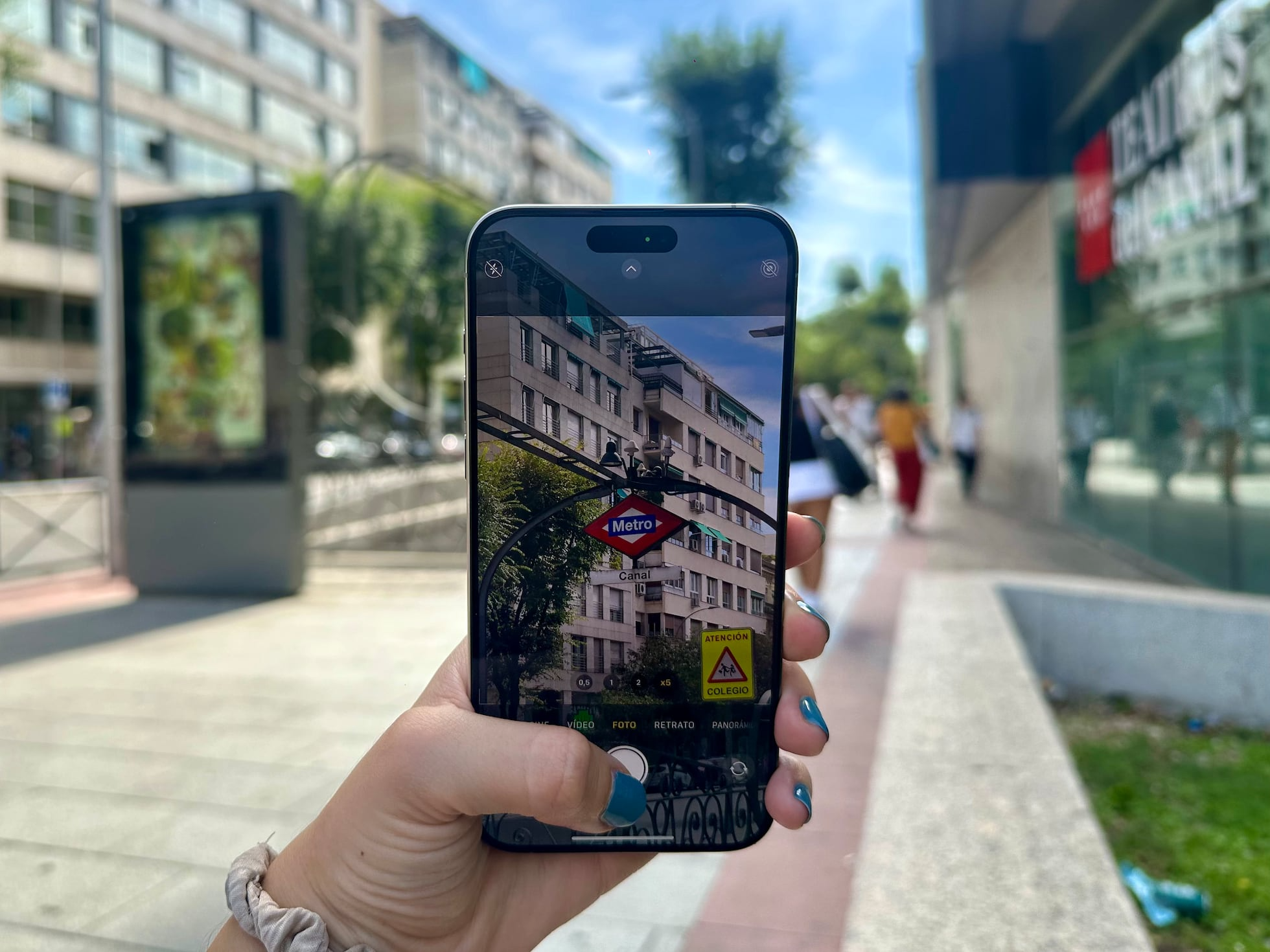 Samsung thay thế Sony cung cấp cảm biến camera cho iPhone 16?