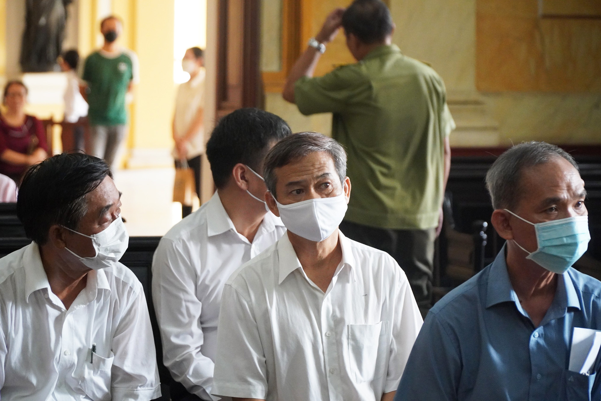 Cựu Chủ tịch Tổng Công ty Địa ốc Sài Gòn lãnh án 5 năm 6 tháng tù