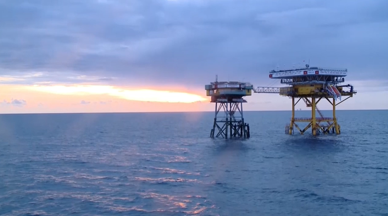 35 năm nhà giàn DK1 vững chãi nơi đầu sóng, ngọn gió