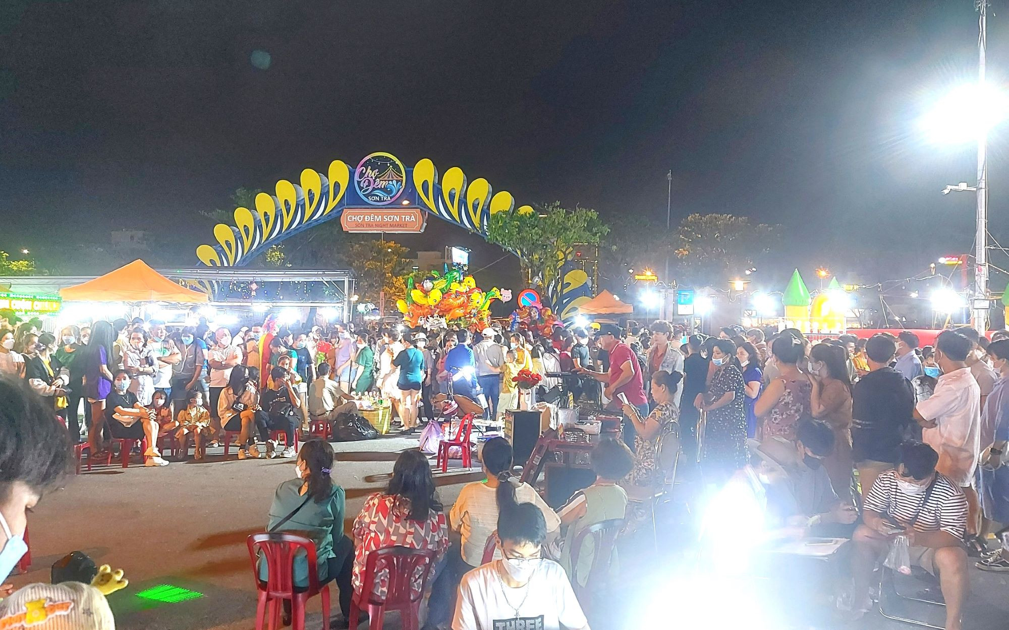 Chợ đêm Sơn Trà tiếp tục hoạt động đến tháng 9/2024
