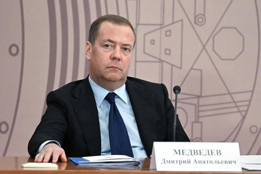 Ông Medvedev cảnh báo Ukraine gia nhập NATO sẽ dẫn đến chiến tranh
