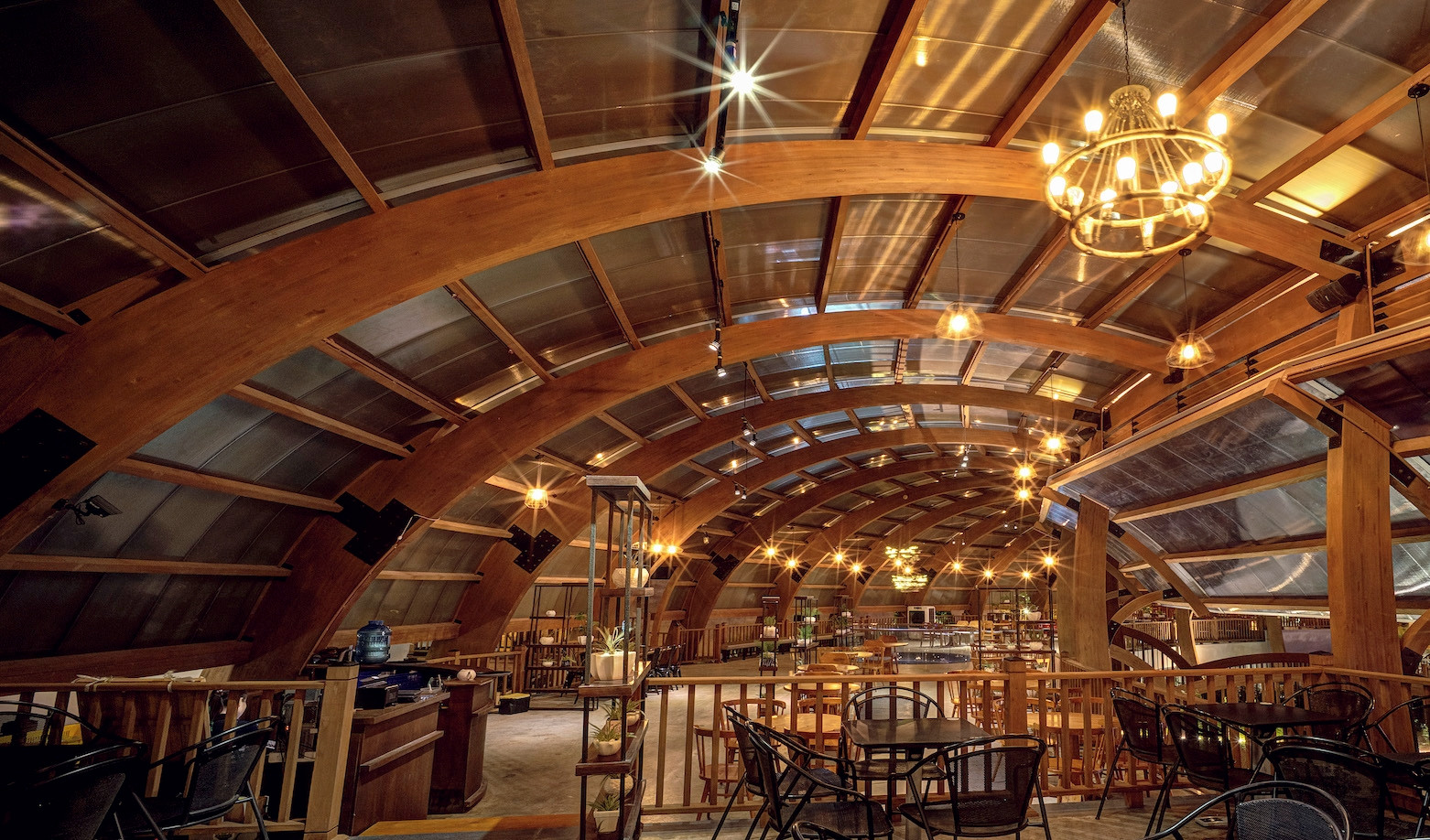 Loại gỗ nhân tạo mới chịu được bão gió cấp 13