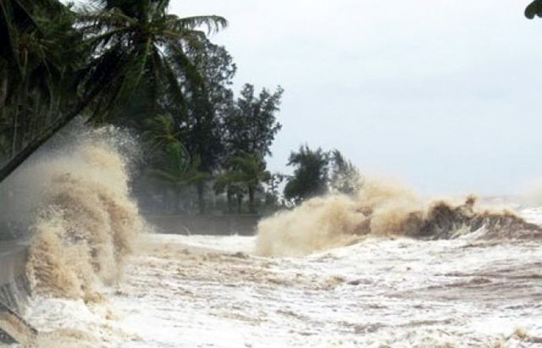 Vùng áp thấp mới khả năng sắp vào Biển Đông