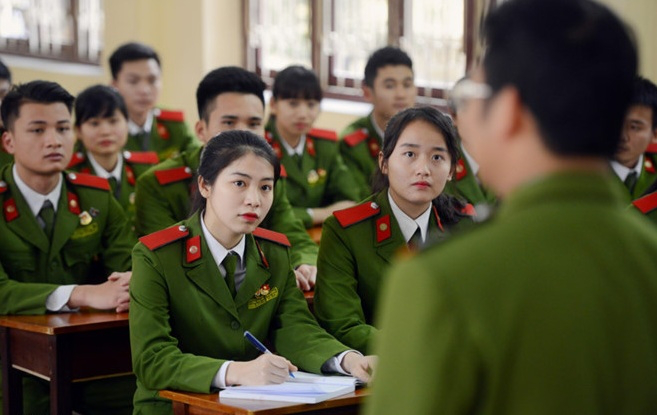 5 năm qua điểm chuẩn Học viện Cảnh sát Nhân dân thay đổi ra sao?