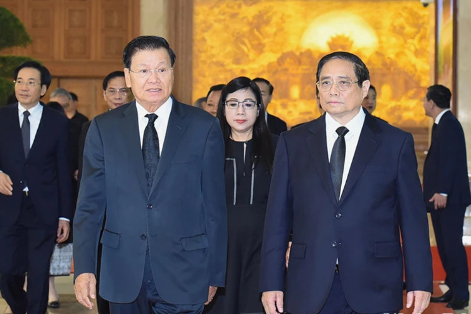 Thủ tướng Phạm Minh Chính tiếp Tổng Bí thư, Chủ tịch nước Lào