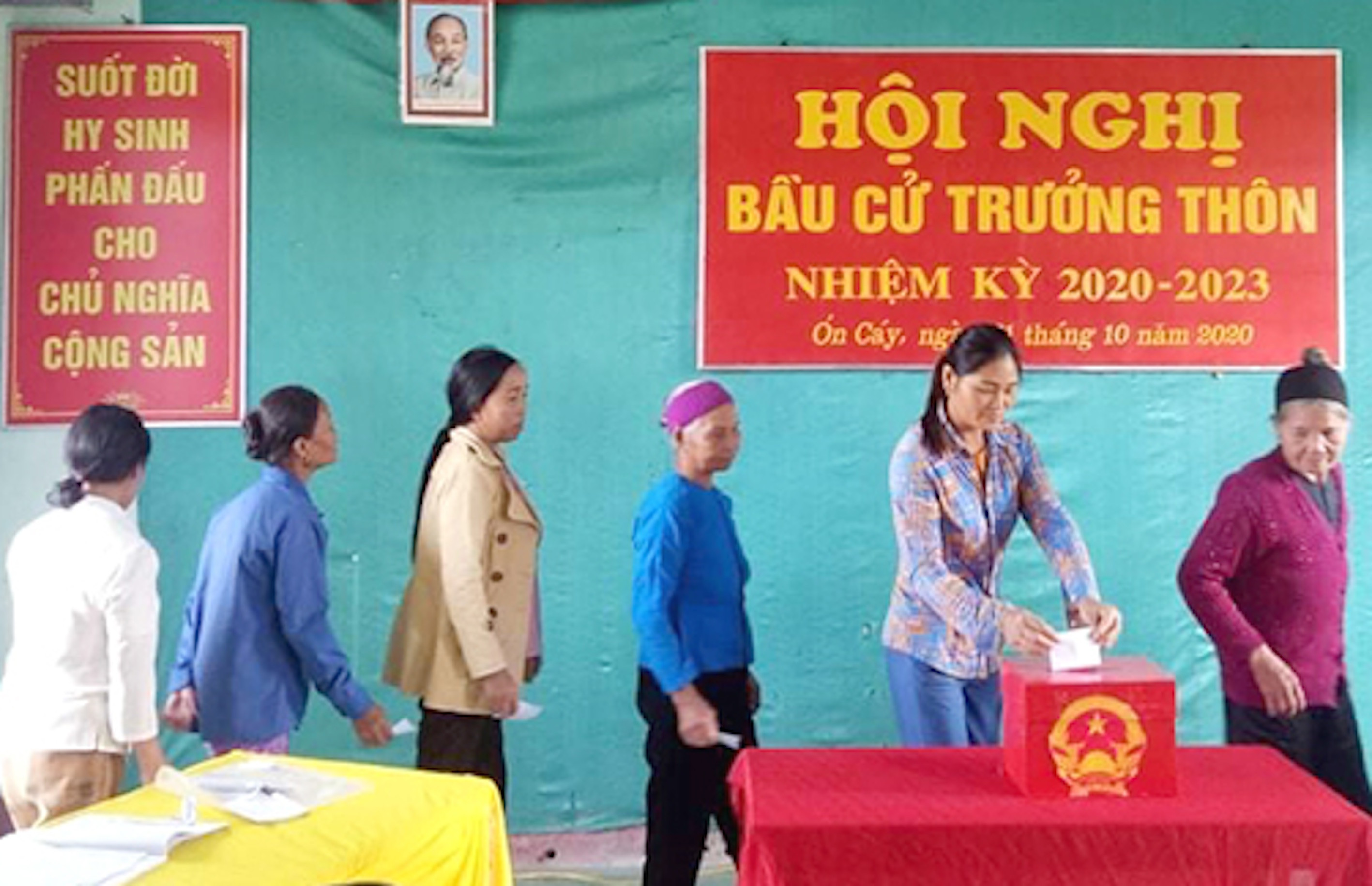 Trưởng thôn, Tổ trưởng tổ dân phố được bầu theo theo quy trình thế nào? 