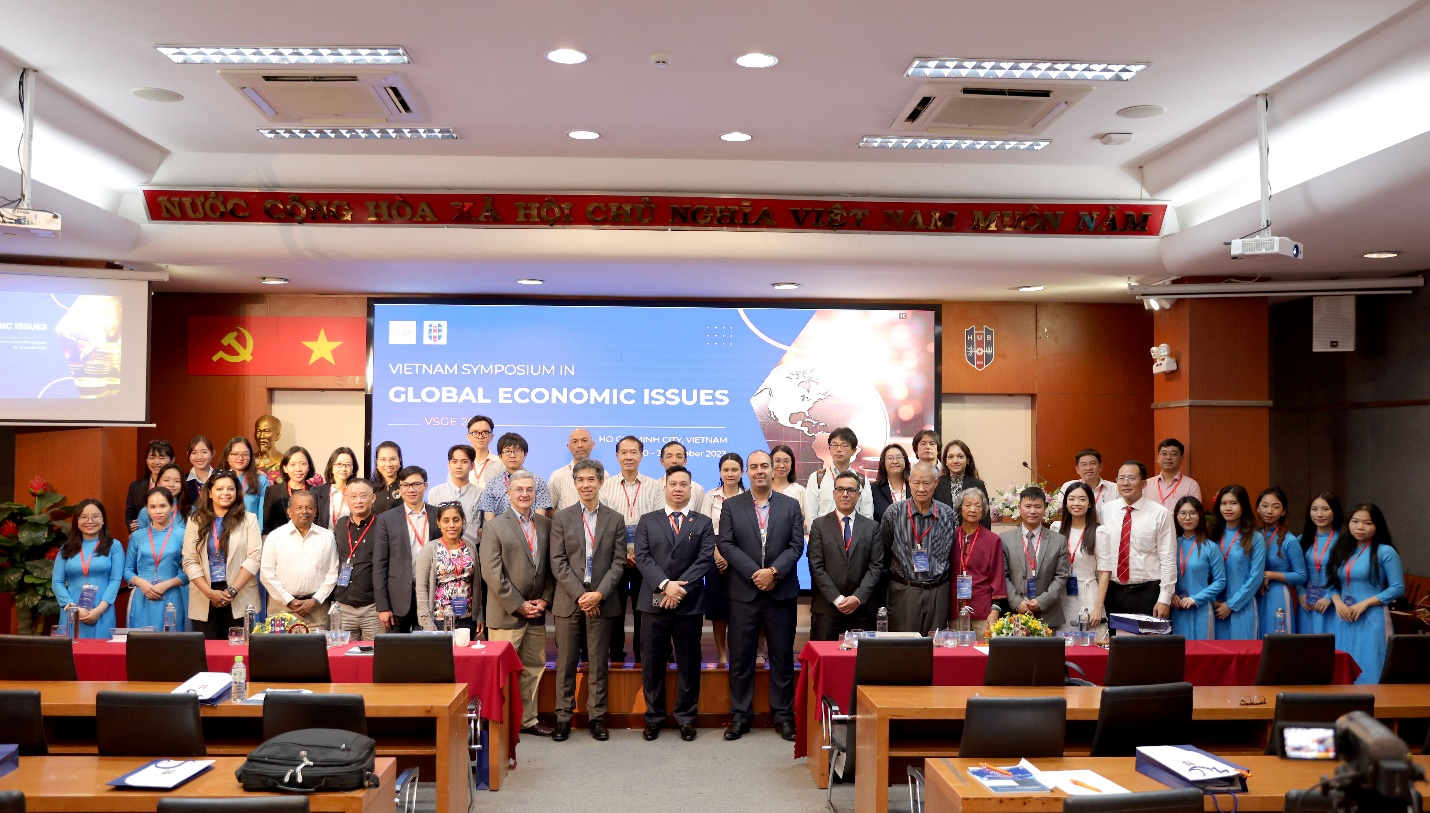 250 chuyên gia quốc tế bàn về kinh tế lượng Việt Nam