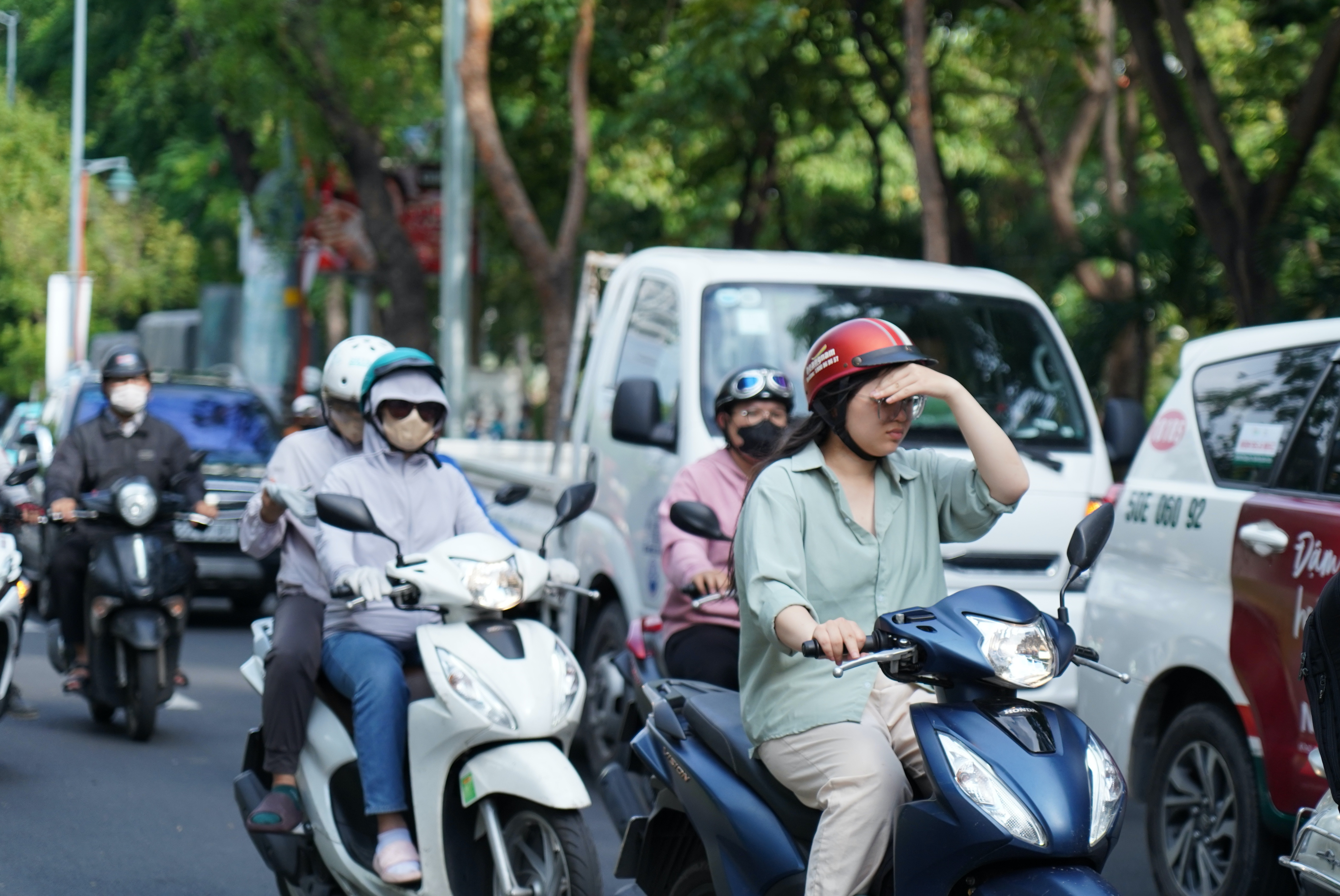 Dự báo thời tiết TP.HCM ngày 11/8: Nắng nóng, chỉ số tia cực tím cao
