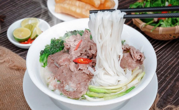 Có nên ăn phở bò hàng ngày?