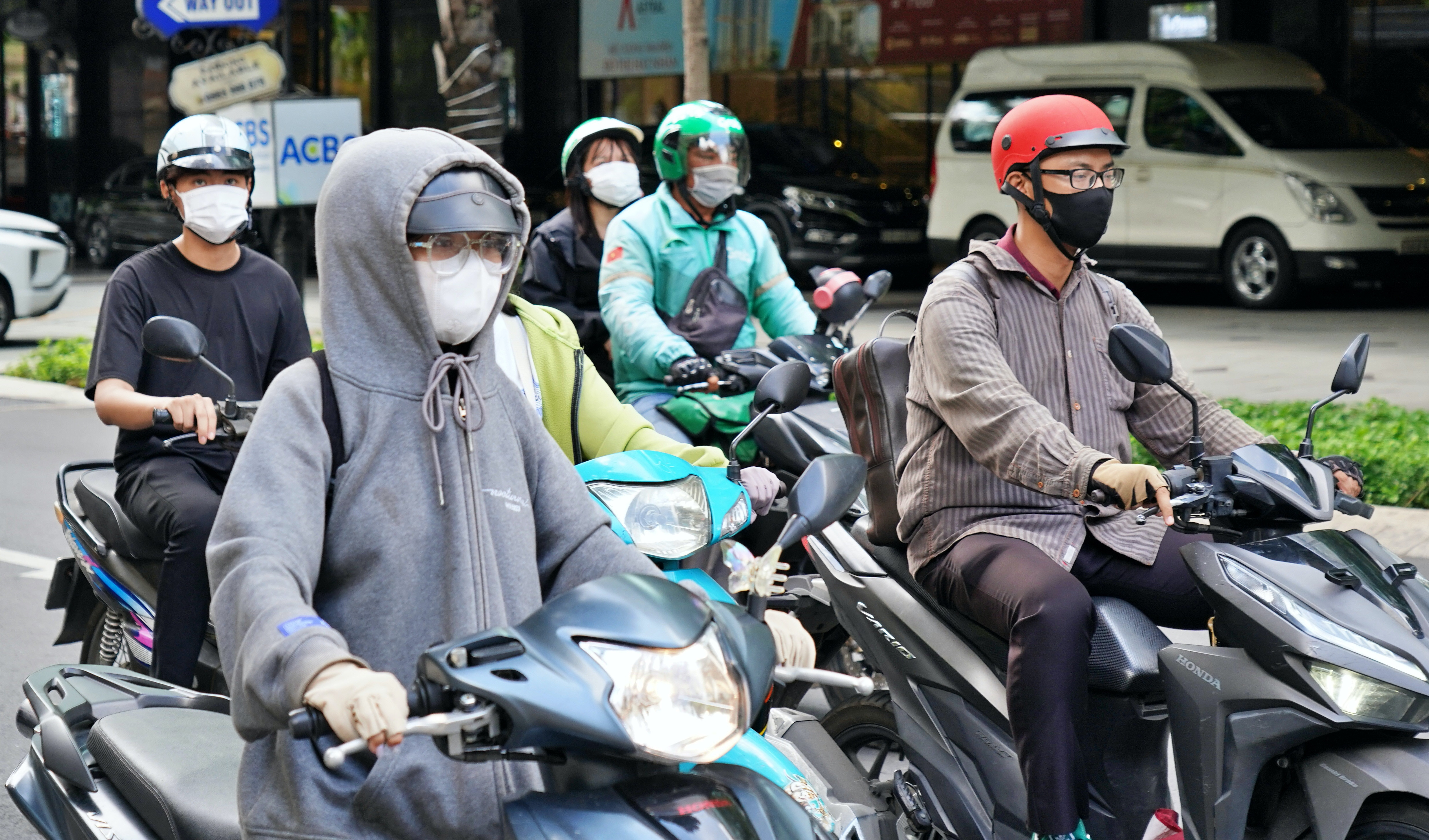 Dự báo thời tiết TP.HCM ngày 14/8: Nắng nóng, chỉ số UV rất cao