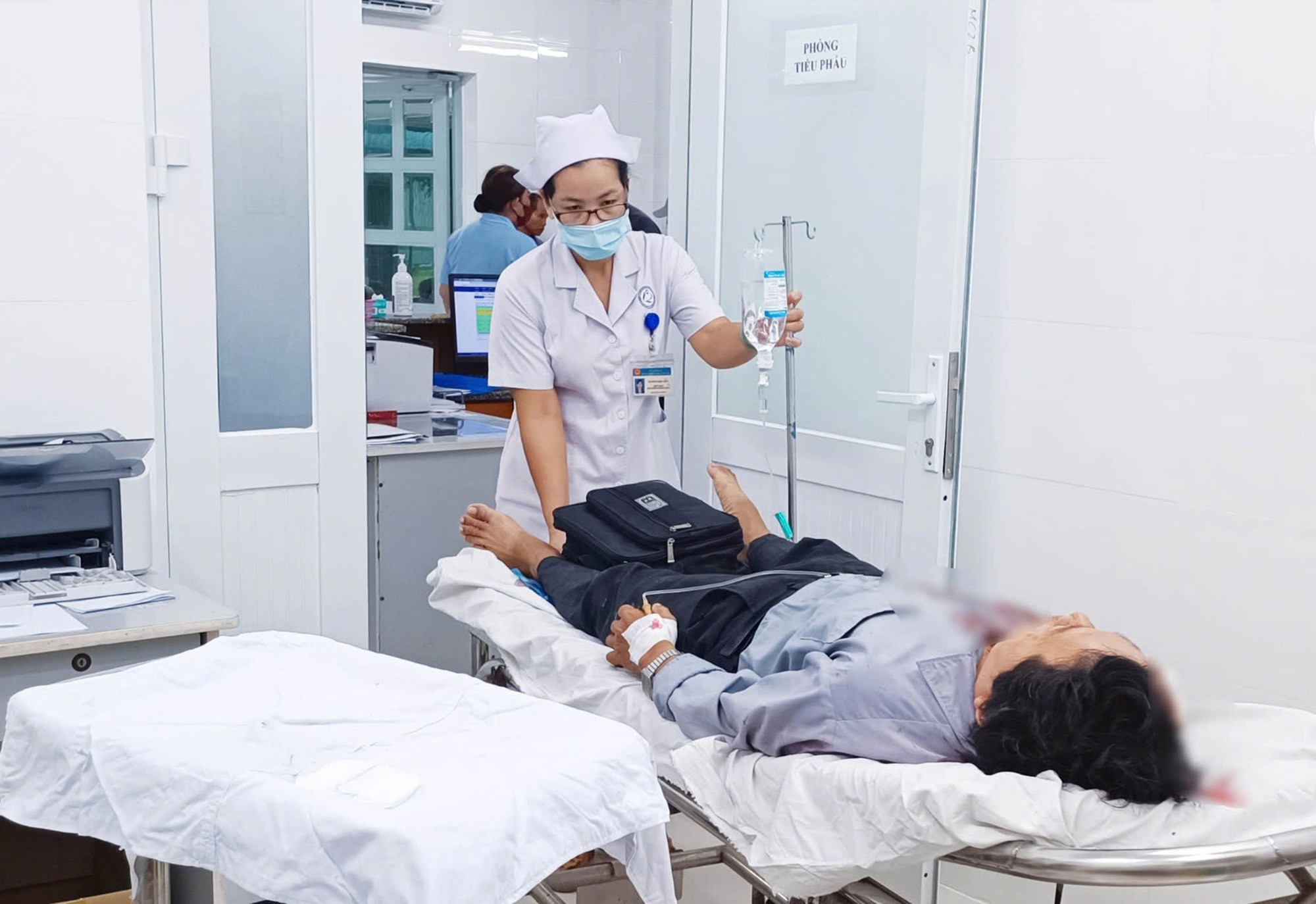 Tai nạn trên cao tốc TP.HCM - Trung Lương, 10 người nhập viện