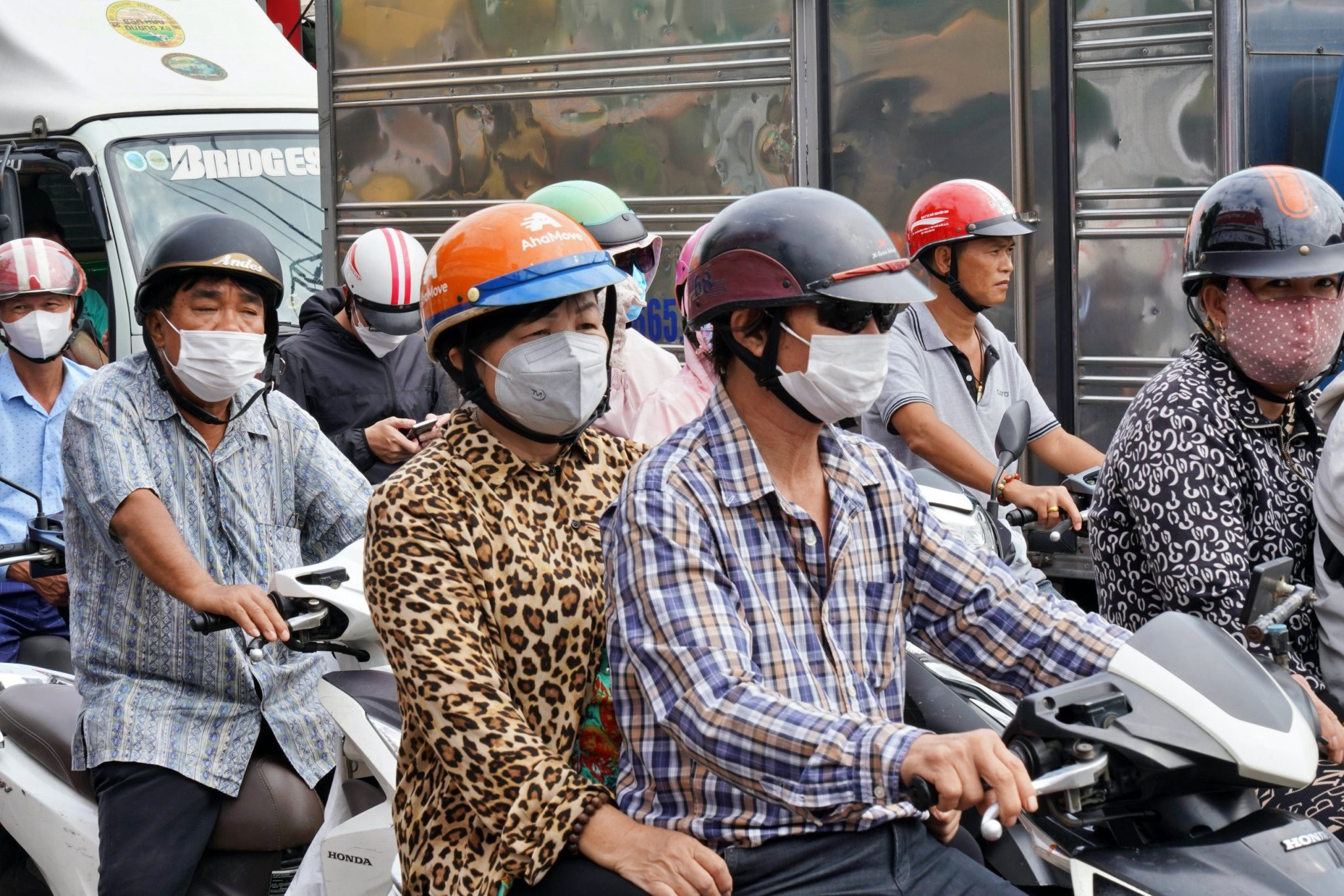 Dự báo thời tiết TP.HCM hôm nay 21/8: Nắng nóng, nhiệt độ cao nhất 35 độ C