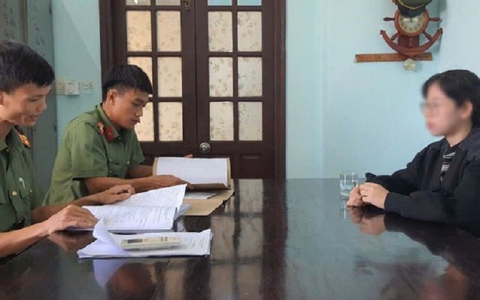 Xúc phạm uy tín trung tâm Anh ngữ trên mạng xã hội, người phụ nữ bị xử phạt