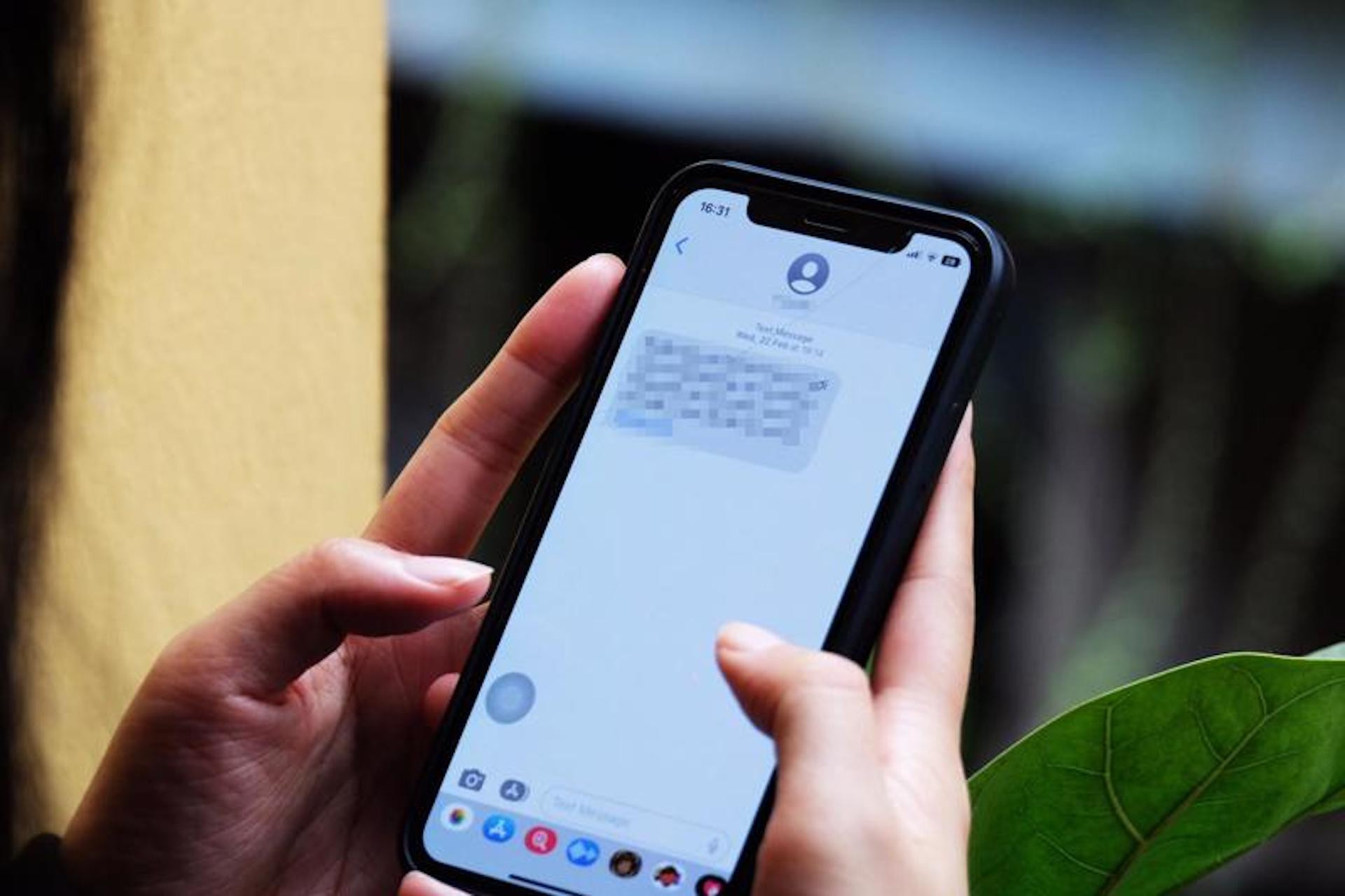 Cài đặt phần mềm dịch vụ công giả mạo, người phụ nữ mất 1,5 tỷ đồng