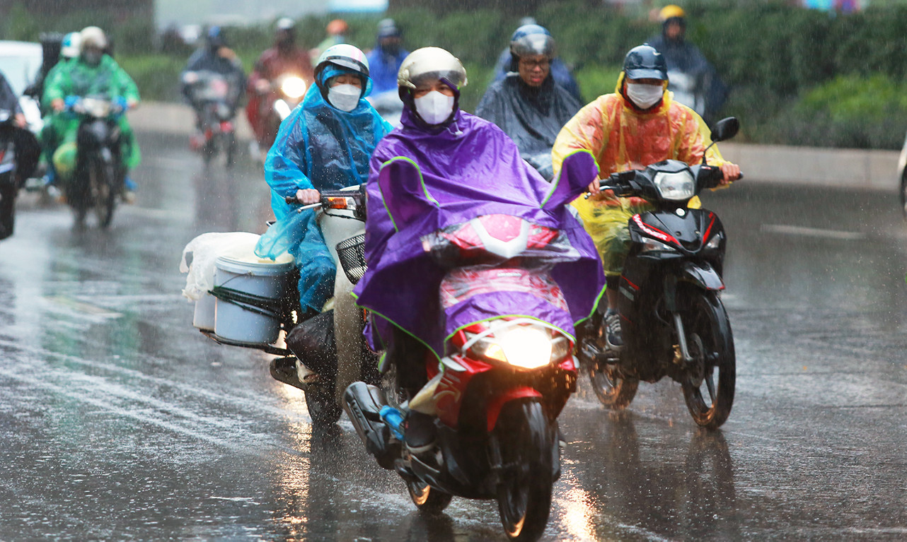 Dự báo thời tiết 10 ngày: Mưa lớn giảm dần, Bắc Bộ có dông rải rác đến hết tháng