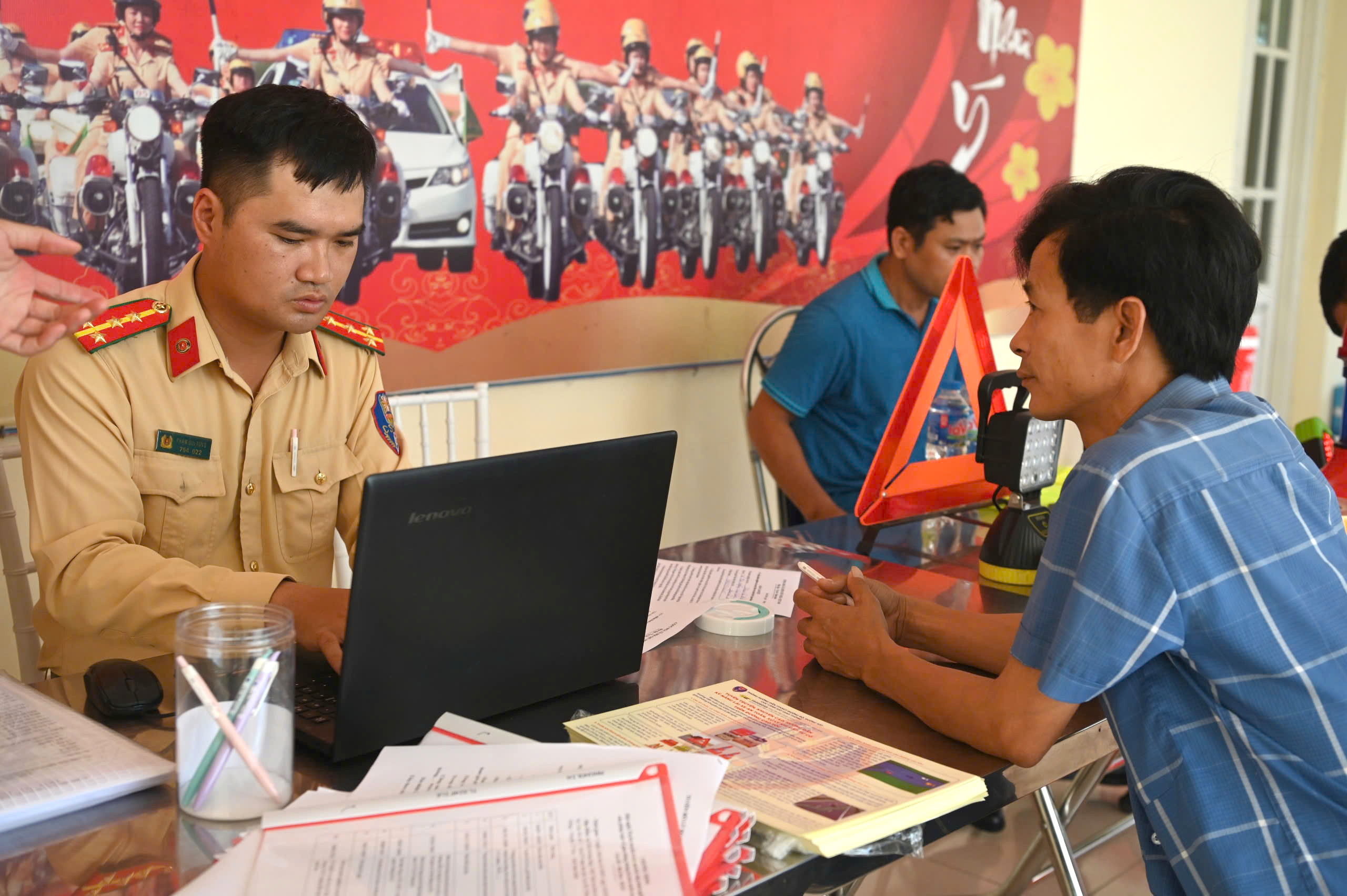 Hơn 100 nhà xe ký cam kết không nhồi nhét, tăng giá vé dịp nghỉ lễ 2/9