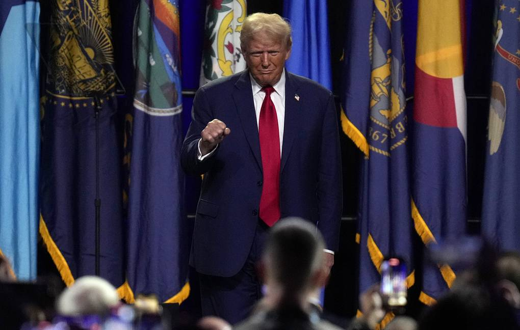 Ông Trump đối mặt với cáo trạng mới