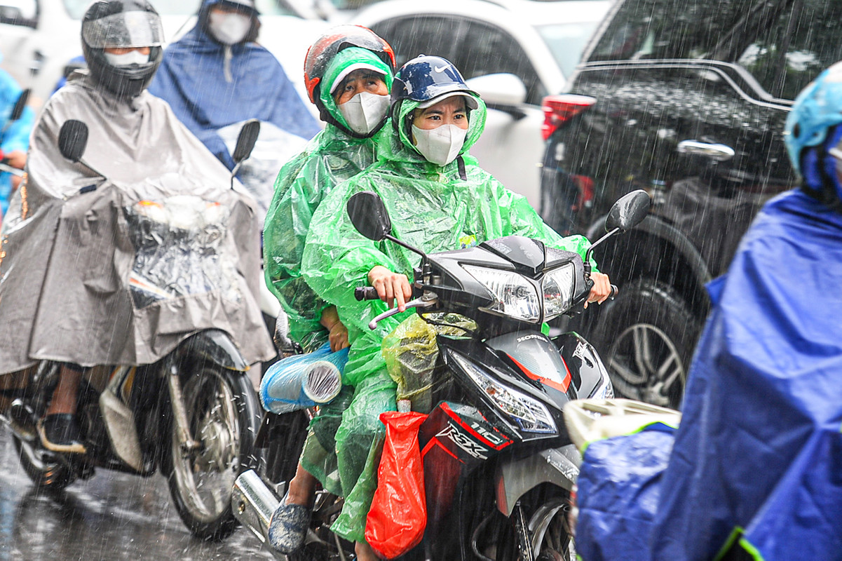 Tin mưa dông ở miền Bắc và dự báo thời tiết 10 ngày tới trên cả nước