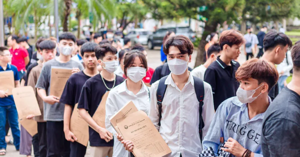 Chiêu trò lừa đảo bủa vây tân sinh viên, các trường liên tục ra cảnh báo