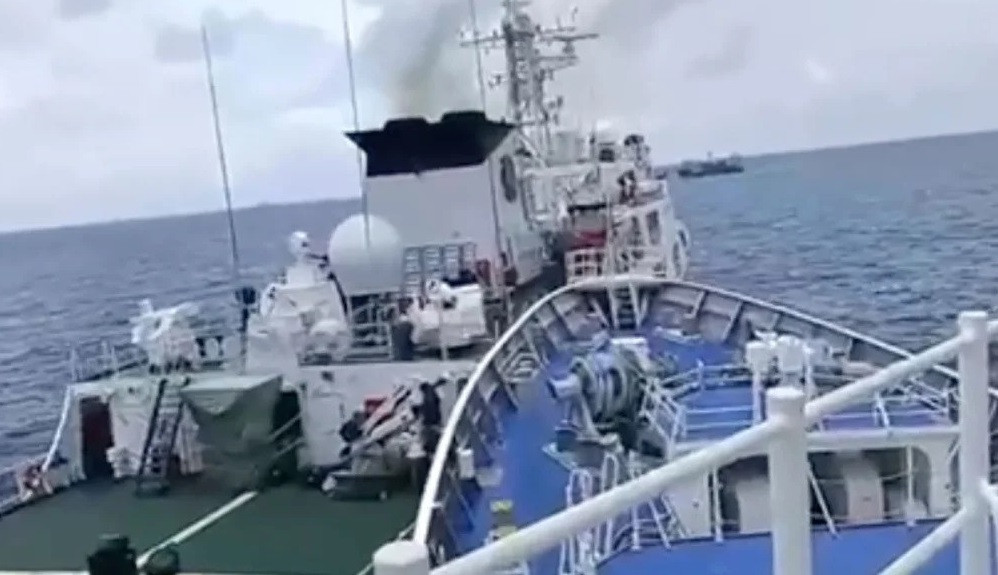 Tàu Philippines - Trung Quốc đâm nhau ở Biển Đông, Mỹ lên tiếng