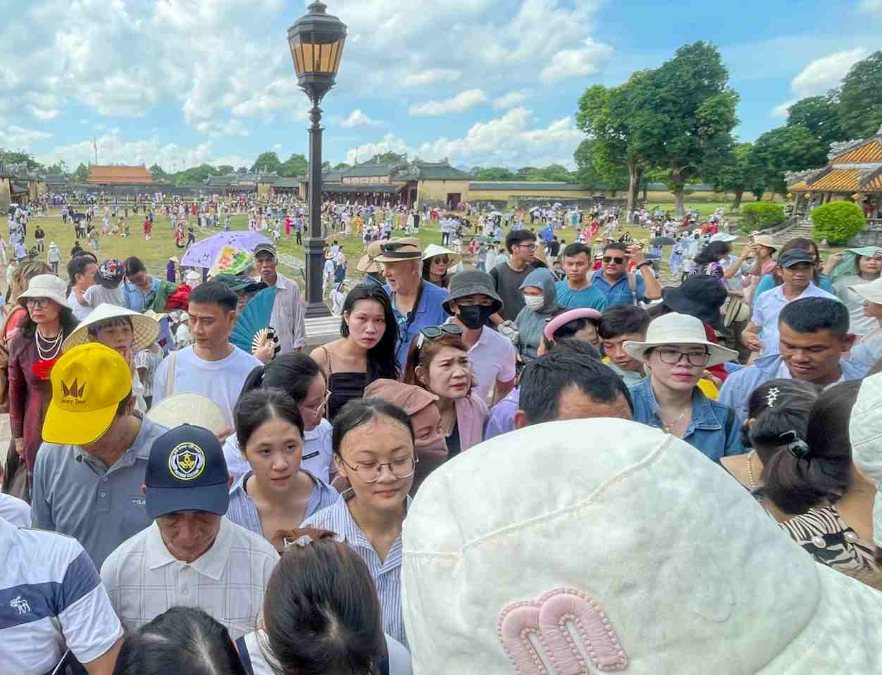 Khách du lịch tăng đột biến, Huế - Đà Nẵng 'bội thu' dịp Quốc khánh