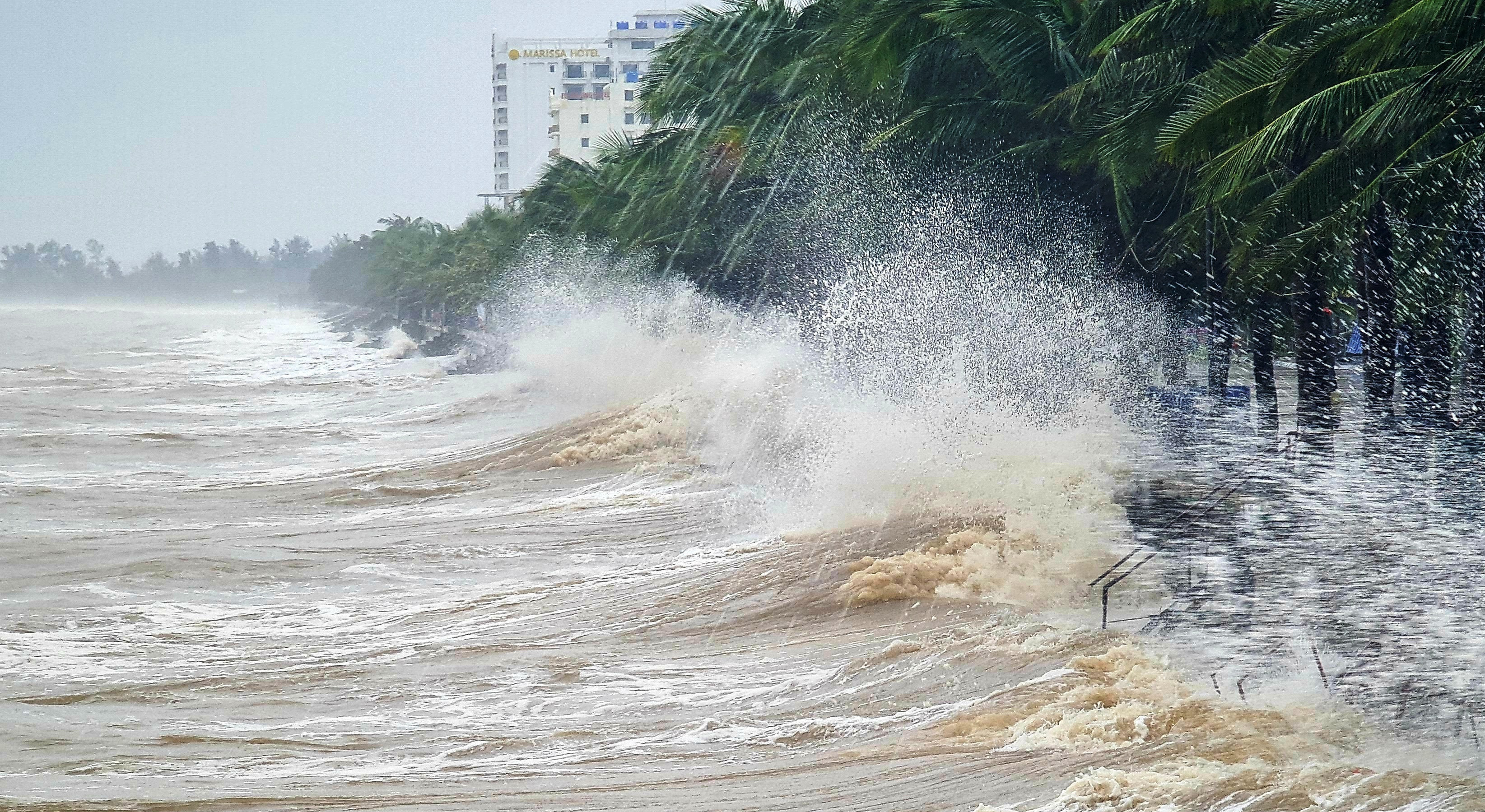 Chuyên gia: Bão số 3 rất mạnh, có thể tăng 6 cấp sau khi vào Biển Đông