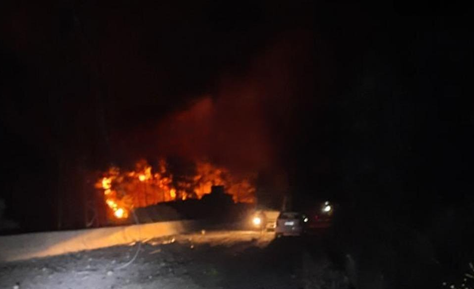 Israel không kích Syria, 4 người thiệt mạng