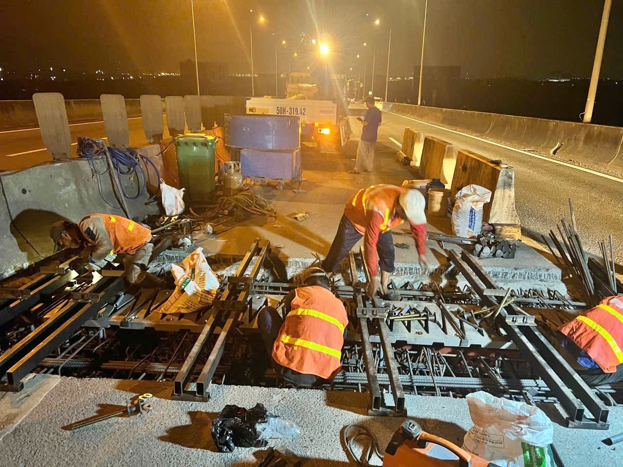 Sửa cầu gây ùn tắc cao tốc TP.HCM - Long Thành, đơn vị quản lý nói gì? 