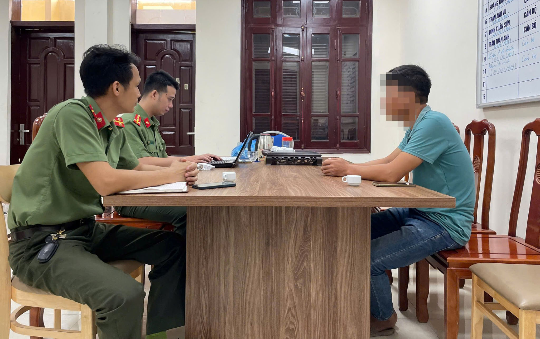 Công an triệu tập 3 người tung tin bịa đặt vỡ đê ở Hải Phòng 