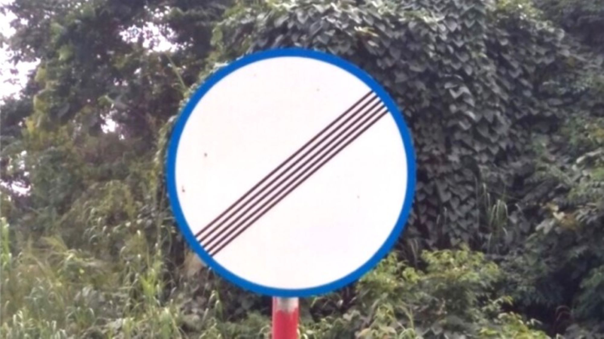 Biển báo ‘Hết mọi lệnh cấm’ có ý nghĩa gì?