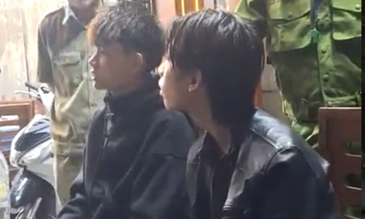 Bắt 2 thiếu niên ở Quảng Nam mang súng tự chế đi đánh nhau