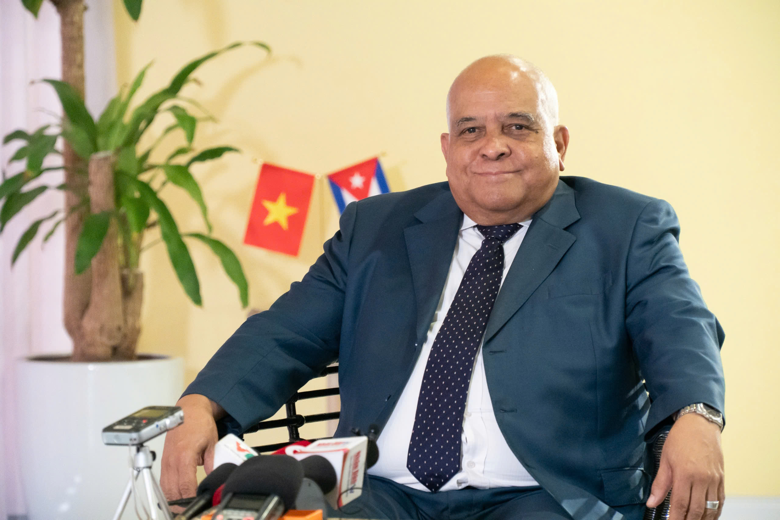 Đại sứ Guillén: Việt Nam hỗ trợ Cuba đạt mục tiêu thu hút vốn nước ngoài