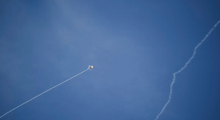 Hezbollah nã thêm 140 tên lửa vào Israel