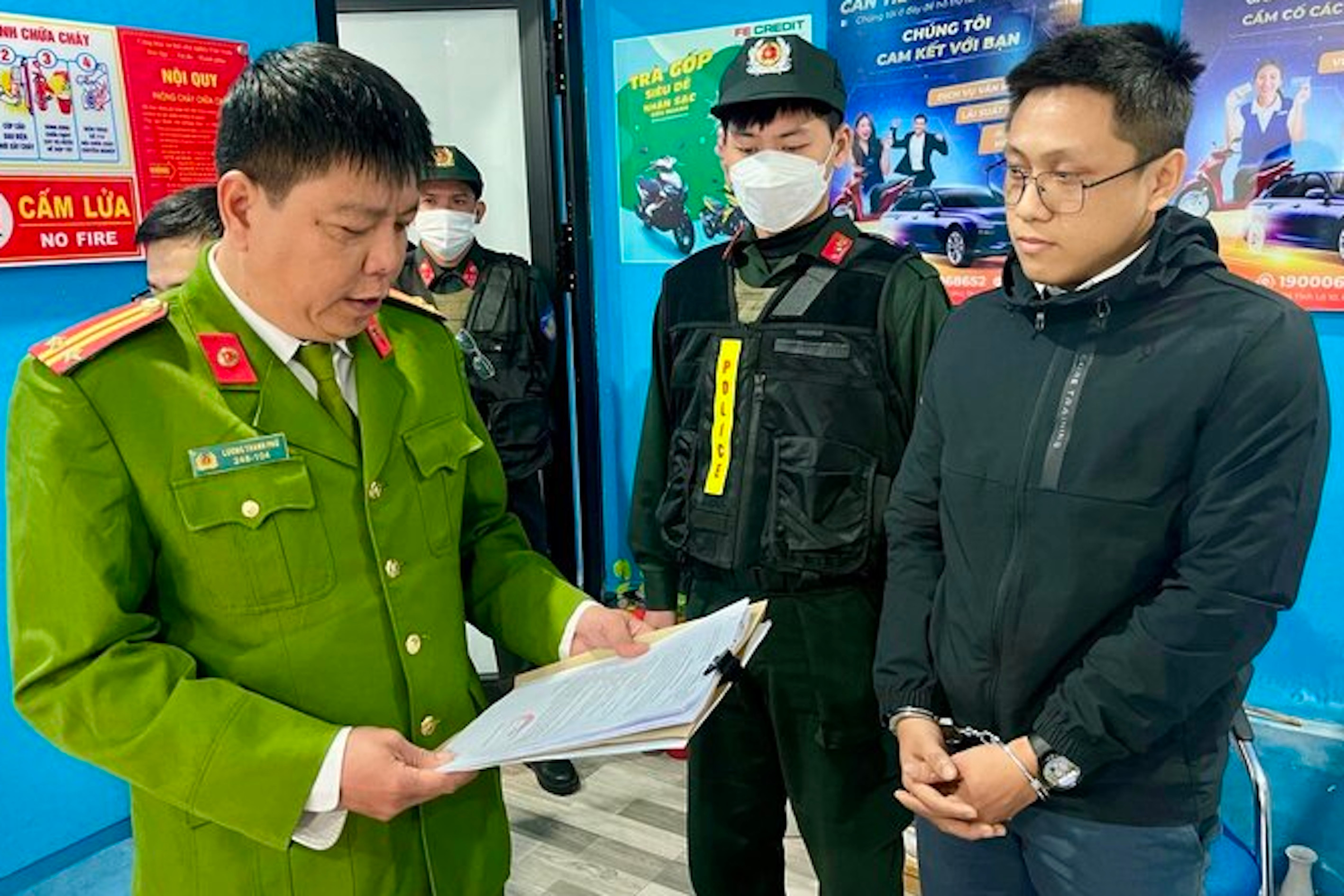 Tố cáo cho vay nặng lãi ở đâu? 