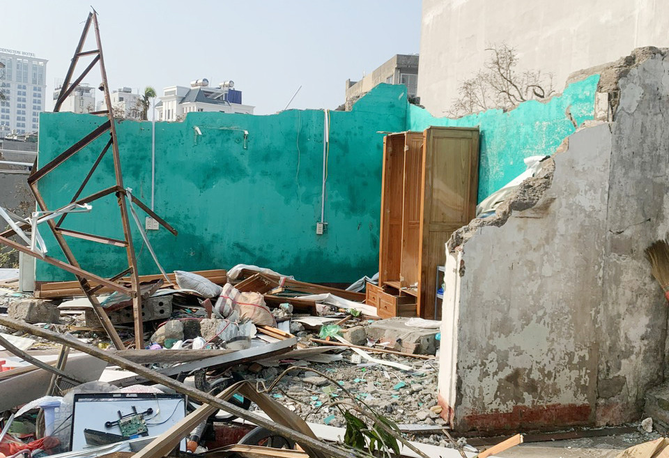 Quảng Ninh hỗ trợ 100 triệu đồng cho gia đình bị sập nhà do bão Yagi