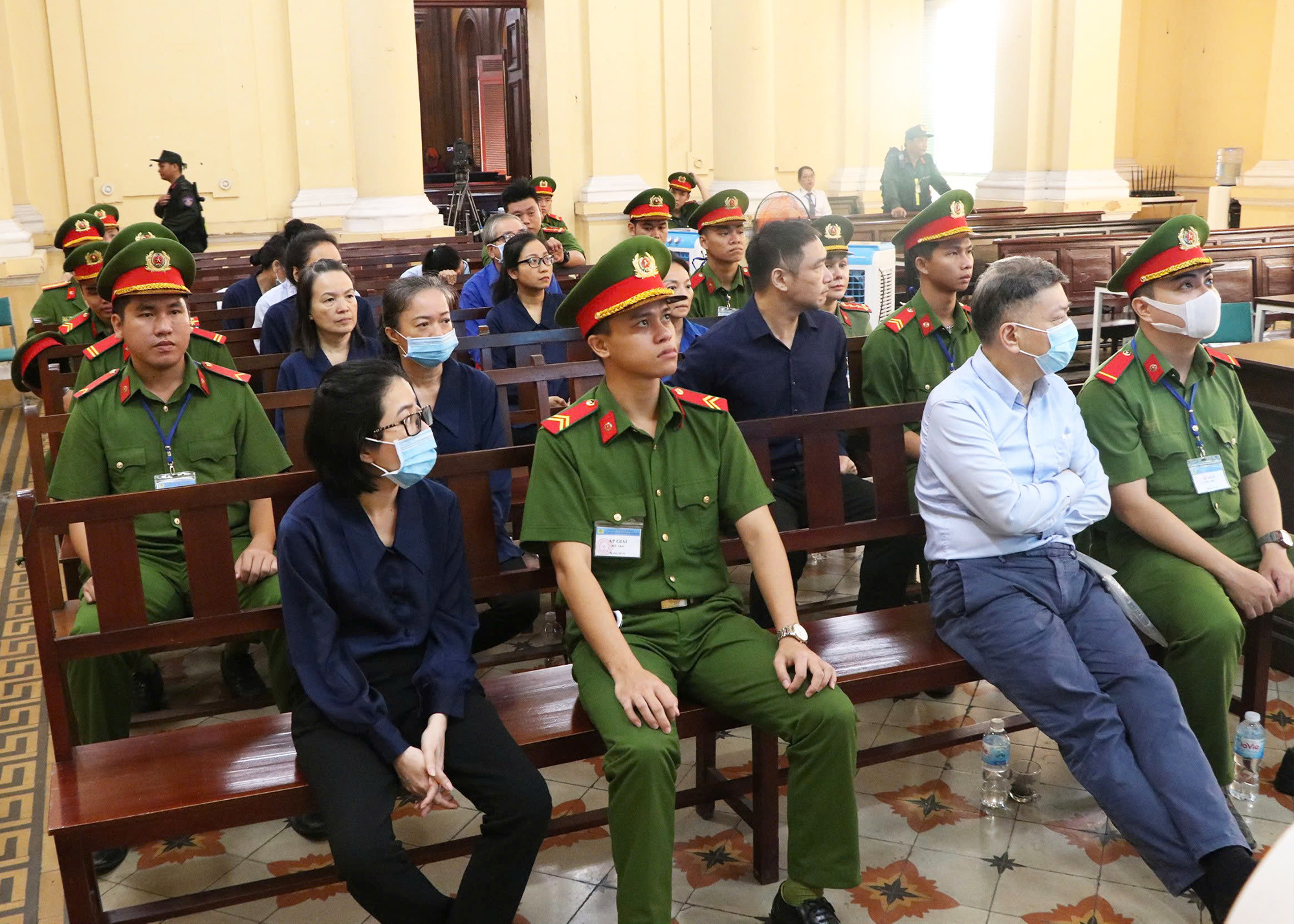 Tài xế của Trương Mỹ Lan đến SCB chở tiền đóng sẵn, được thưởng 500.000 đồng/lần