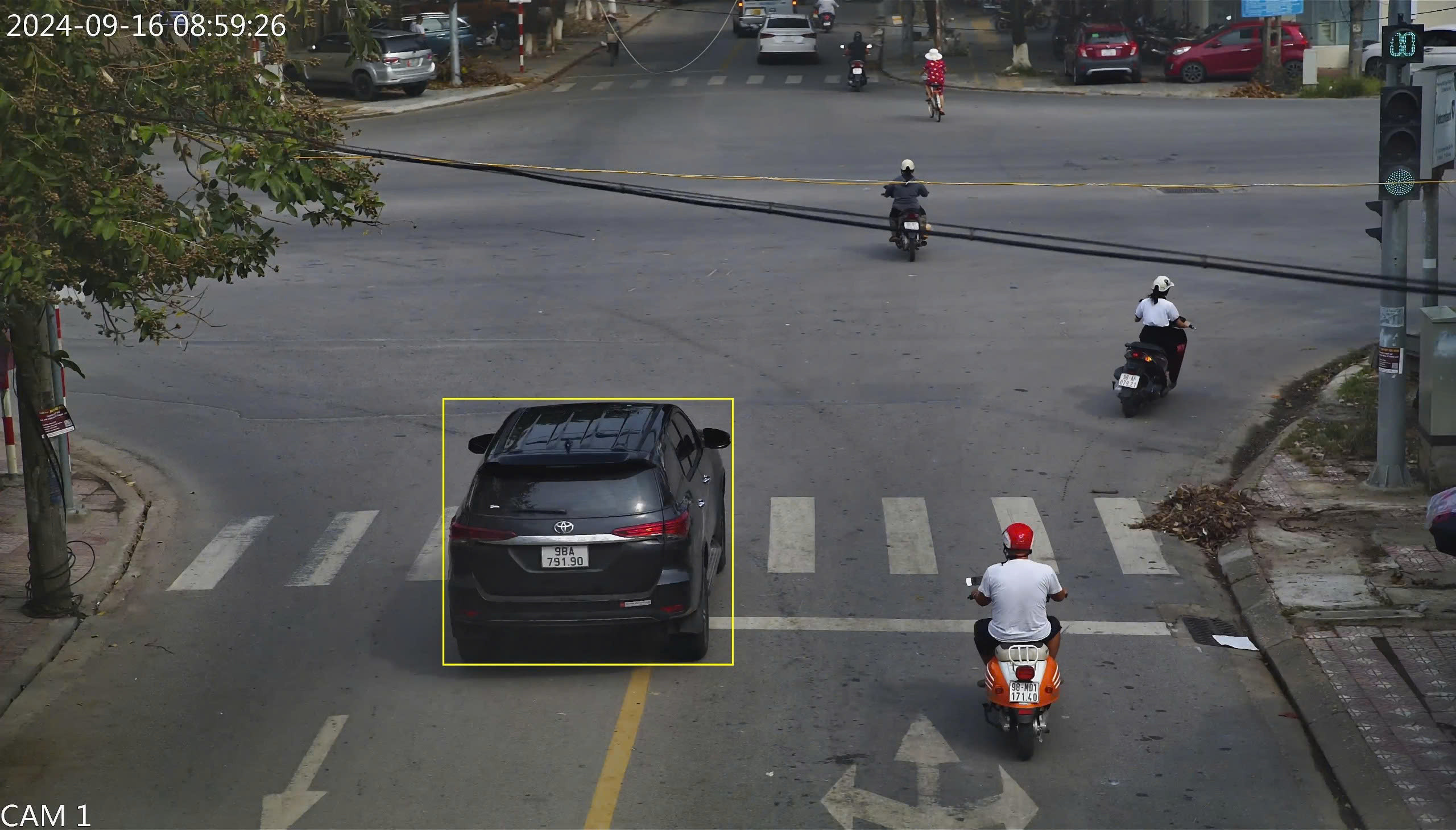 Công an Hà Nội công bố danh sách hơn 400 ô tô 'dính' phạt nguội trong tháng 9