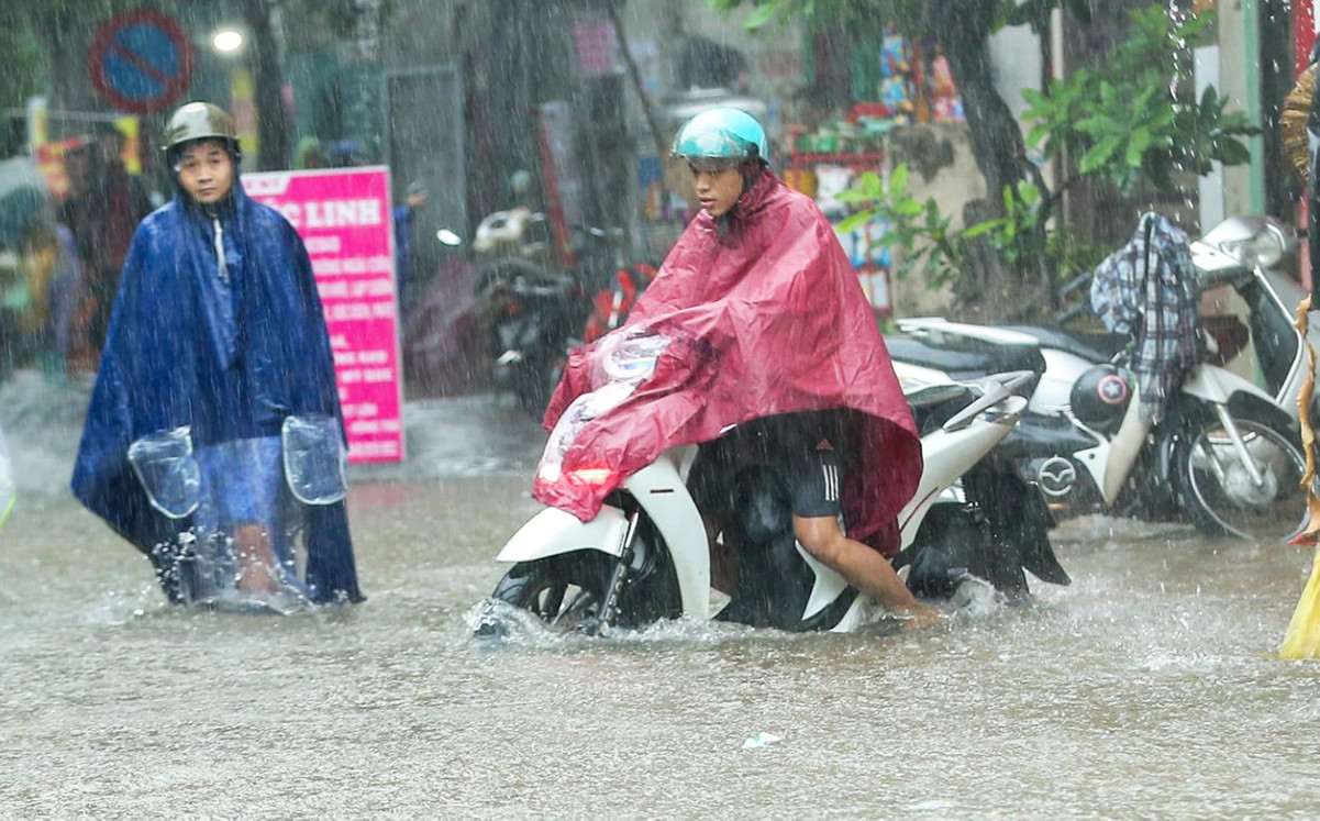 Dự báo thời tiết ngày 30/9: Không khí lạnh áp sát, Bắc Bộ và Thanh Hoá mưa lớn