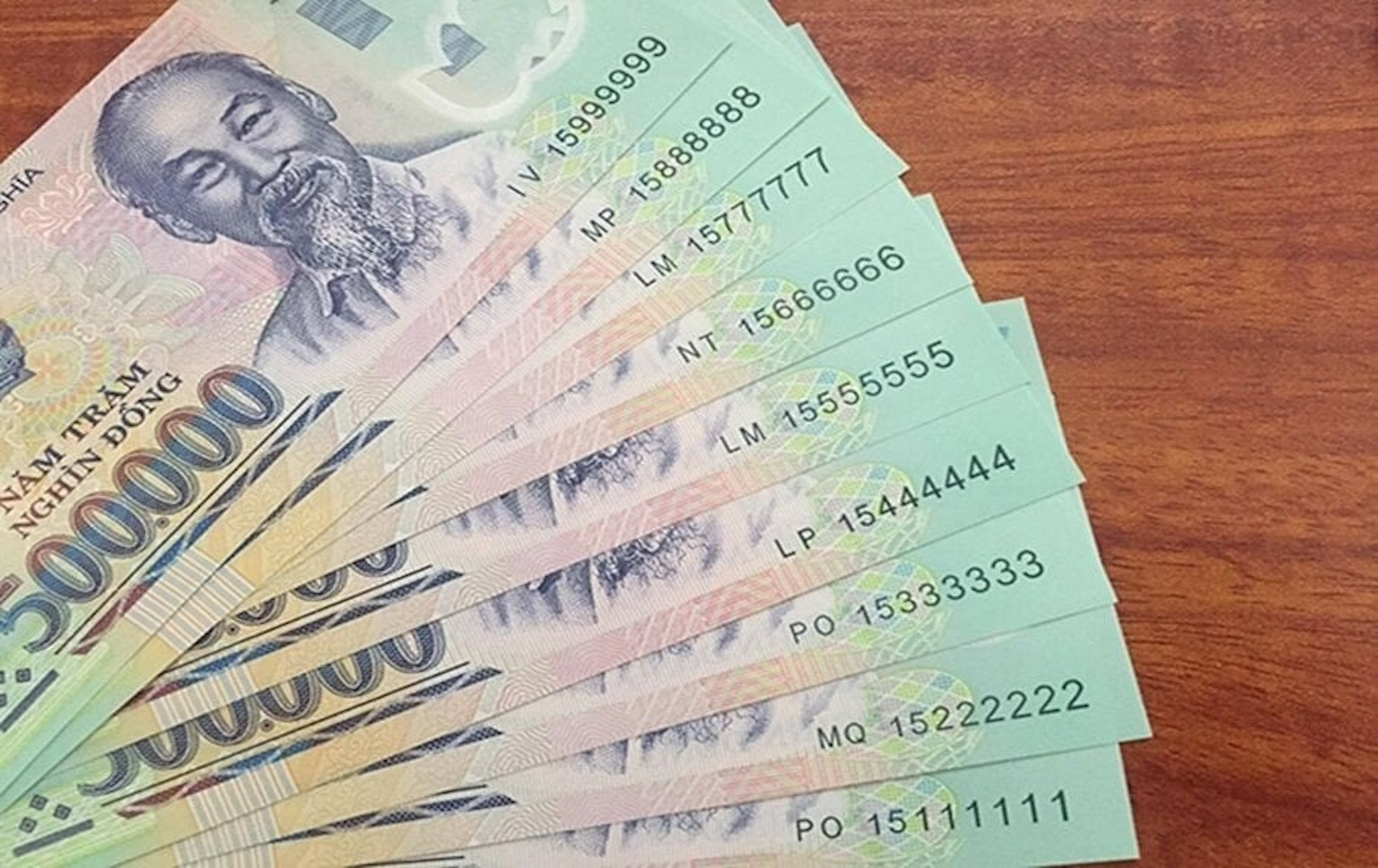 Khi nào cha mẹ phải trả nợ thay con cái? 