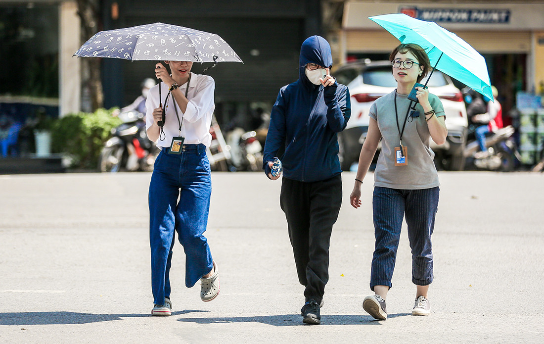 Miền Bắc nắng hanh kéo dài và dự báo thời tiết 10 ngày tới trên cả nước