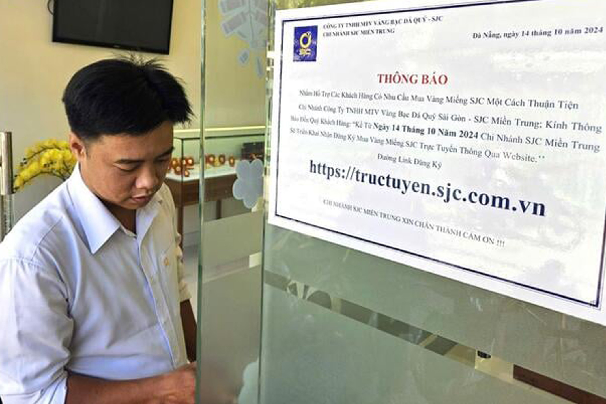 Cửa hàng SJC Đà Nẵng mở cửa trở lại, khách vẫn phải thất vọng quay về